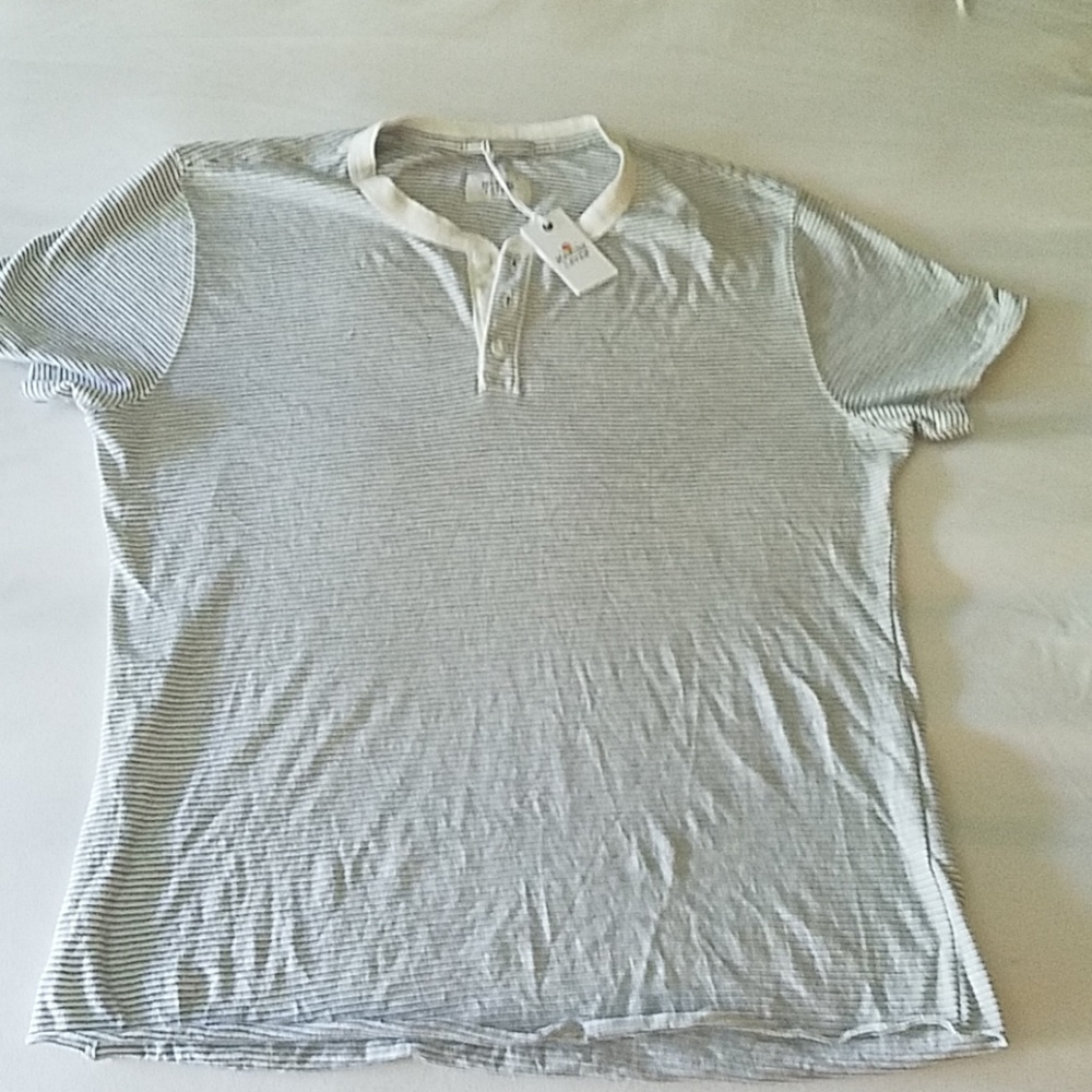 Short Sleeve Henley